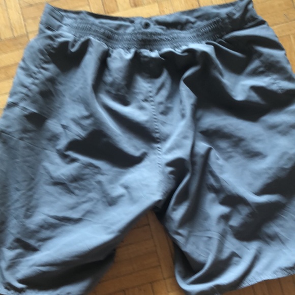 Vintage Lululemon shorts - Picture 8 of 9